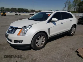 2015 Cadillac SRX Luxury Collection z VIN 3GYFNBE34FS509918, wystawiony jako Copart lot #50083205 z przebiegiem 61 735 mil mil oraz Szkody całkowita. Historia ofert i sprzedaży dostępna na DreamBid. Obrazek 1.