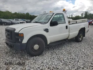 2008 Ford F-250 XL z VIN 1FTNF20528EA08448, wystawiony jako Copart lot #58396735 z przebiegiem 131 281 mil mil oraz Czysty tytuł • Clean title. Historia ofert i sprzedaży dostępna na DreamBid. Obrazek 1.