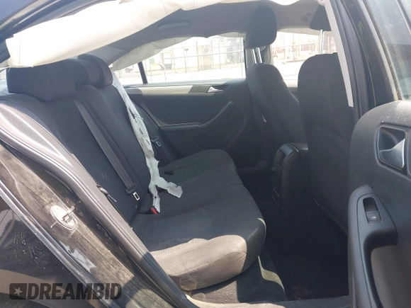 2015 Volkswagen Jetta SE z VIN 3VWD17AJXFM259306, wystawiony jako IAAI lot #42418042 z przebiegiem 199 780 mil mil oraz . Historia ofert i sprzedaży dostępna na DreamBid. Obrazek 8.