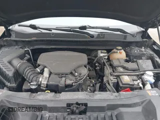 2020 Chevrolet Blazer LT z VIN 3GNKBCRS0LS602359, wystawiony jako IAAI lot #42235746 z przebiegiem 78 835 mil mil oraz . Historia ofert i sprzedaży dostępna na DreamBid. Obrazek 10.