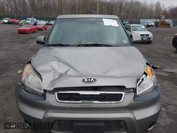 2011 Kia Soul + with VIN KNDJT2A28B7252161, listed as a IAAI auction lot 41908261 with 279,352 mi miles. Bid and sale history available at carsss.com. Image 12.