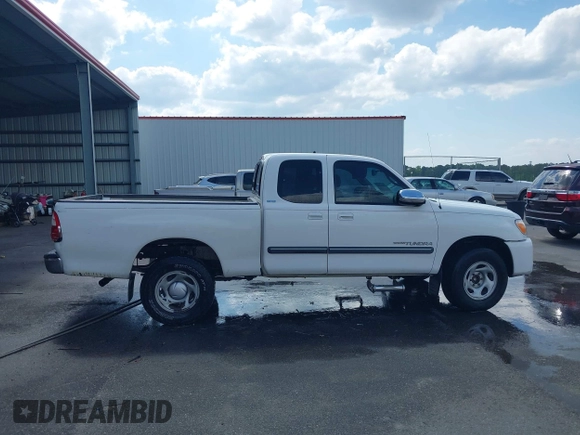 2006 Toyota Tundra SR5 with VIN 5TBRU34106S464095, listed as a IAAI auction lot 42004981 with 362,683 mi miles. Bid and sale history available at carsss.com. Image 13.