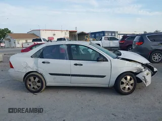 2003 Ford Focus LX с VIN 1FAFP33P83W344408, выставлен на аукционе IAAI как лот 42377195 с пробегом 135 732 миль миль и . История ставок и продаж доступна на DreamBid. Изображение 14.