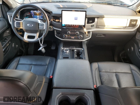 2022 Ford Expedition Max XLT z VIN 1FMJK1HT4NEA58816, wystawiony jako Copart lot #42107025 z przebiegiem 38 849 mil mil oraz Szkoda całkowita • Salvage title. Historia ofert i sprzedaży dostępna na DreamBid. Obrazek 8.