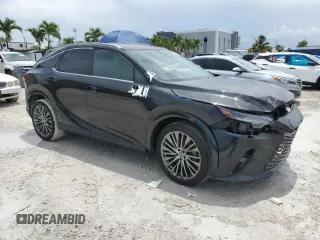 2023 Lexus RX 350 z VIN 2T2BAMBA3PC004378, wystawiony jako Copart lot #63559135 z przebiegiem 18 609 mil mil oraz Czysty tytuł • Clean title. Historia ofert i sprzedaży dostępna na DreamBid. Obrazek 4.