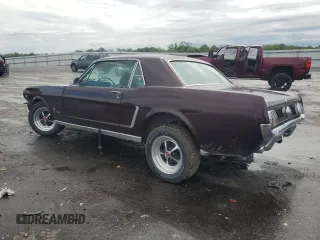 1965 Ford Mustang z VIN 5R07A205386, wystawiony jako Copart lot #63056335 z przebiegiem 80 491 mil mil oraz Szkoda całkowita • Salvage title. Historia ofert i sprzedaży dostępna na DreamBid. Obrazek 2.