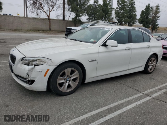 2013 BMW 5 Series 528i with VIN WBAXG5C59DDY30552, listed as a Copart auction lot 50823045 with 224,398 mi miles and Clean Title. Bid and sale history available at carsss.com. Image 1.