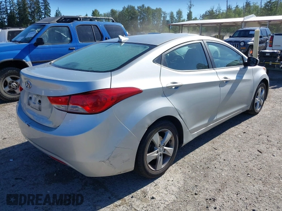 2013 Hyundai Elantra GLS с VIN KMHDH4AE3DU499298, выставлен на аукционе IAAI как лот 42366091 с пробегом 142 211 миль миль и . История ставок и продаж доступна на DreamBid. Изображение 4.