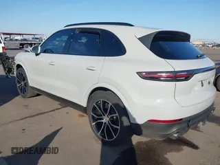 2020 Porsche Cayenne z VIN WP1AA2AY0LDA05728, wystawiony jako IAAI lot #41485296 z przebiegiem Nie podano mil oraz . Historia ofert i sprzedaży dostępna na DreamBid. Obrazek 3.