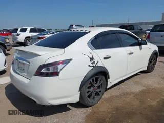 2012 Nissan Maxima S z VIN 1N4AA5AP9CC850910, wystawiony jako IAAI lot #42287722 z przebiegiem 224 468 mil mil oraz . Historia ofert i sprzedaży dostępna na DreamBid. Obrazek 4.