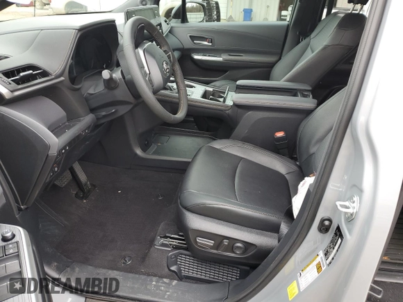 2024 Toyota Sienna LE with VIN 5TDCSKFC1RS147832, listed as a Copart auction lot 84854394 with 6,025 mi miles and Salvage Title. Bid and sale history available at carsss.com. Image 7.
