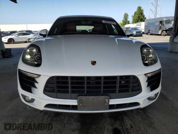 2016 Porsche Macan S with VIN WP1AB2A5XGLB48328, listed as a Copart auction lot 55897815 with 73,558 mi miles and Salvage title. Bid and sale history available at DreamBid. Image 5.