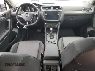 2019 Volkswagen Tiguan SE z VIN 3VV2B7AXXKM152375, wystawiony jako Copart lot #63985805 z przebiegiem 56 386 mil mil oraz Szkoda całkowita • Salvage title. Historia ofert i sprzedaży dostępna na DreamBid. Obrazek 8.