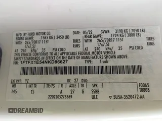 2022 Ford F-150 XL z VIN 1FTFX1E54NKD86627, wystawiony jako IAAI lot #41362024 z przebiegiem 32 712 mil mil oraz . Historia ofert i sprzedaży dostępna na DreamBid. Obrazek 9.