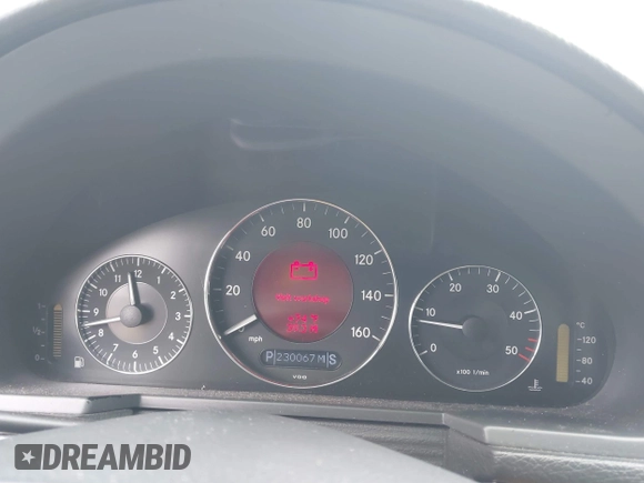2006 Mercedes-Benz E 320 CDI with VIN WDBUF26J06A935239, listed as a IAAI auction lot 41657552 with 230,067 mi miles and . Bid and sale history available at DreamBid. Image 7.