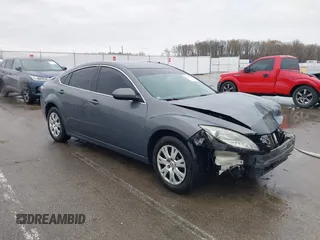 2009 Mazda 6 i Sport with VIN 1YVHP81A295M07400, listed as a IAAI auction lot 41947967 with Not Provided miles. Bid and sale history available at carsss.com. Image 1.