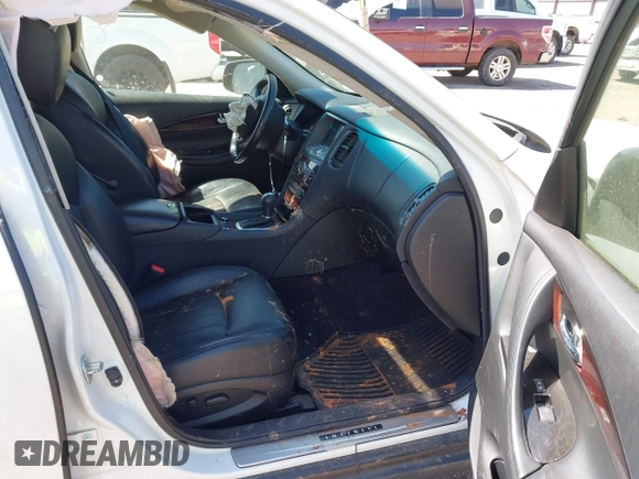 2017 Infiniti QX50 with VIN JN1BJ0RR0HM408741, listed as a IAAI auction lot 42031644 with 121,363 mi miles and . Bid and sale history available at DreamBid. Image 5.