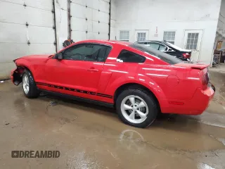 2008 Ford Mustang Deluxe с VIN 1ZVHT80N185119000, выставлен на аукционе Copart как лот 88174965 с пробегом 148 104 миль миль и Чистый • Clean title. История ставок и продаж доступна на DreamBid. Изображение 2.