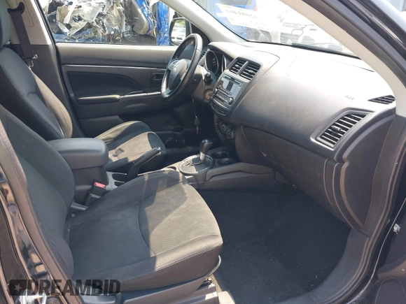 2015 Mitsubishi Outlander Sport ES with VIN 4A4AR3AUXFE042077, listed as a IAAI auction lot 42001461 with 157,545 mi miles. Bid and sale history available at carsss.com. Image 5.