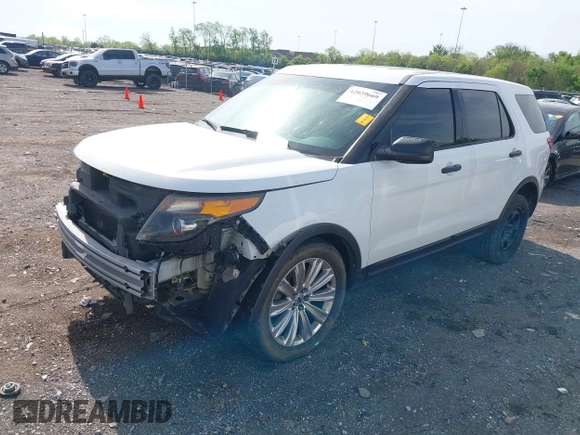 2015 Ford Utility Police Interceptor with VIN 1FM5K8AR0FGC16647, listed as a IAAI auction lot 42039669 with 155,768 mi miles. Bid and sale history available at carsss.com. Image 2.