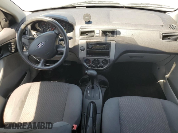 2005 Ford Focus S with VIN 3FAFP37N65R120732, listed as a Copart auction lot 52451995 with 118,612 mi miles and Clean Title. Bid and sale history available at carsss.com. Image 8.