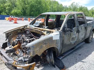 2008 Ford F-150 XLT с VIN 1FTPW14V78FA62528, выставлен на аукционе IAAI как лот 42330048 с пробегом Не указан миль и . История ставок и продаж доступна на DreamBid. Изображение 6.