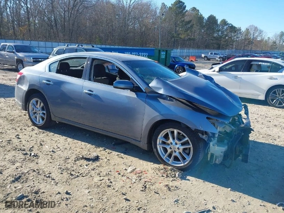 2011 Nissan Maxima 3.5 SV w/Sport Pkg with VIN 1N4AA5AP1BC868235, listed as a IAAI auction lot 41173803 with 1 mi miles. Bid and sale history available at carsss.com. Image 1.