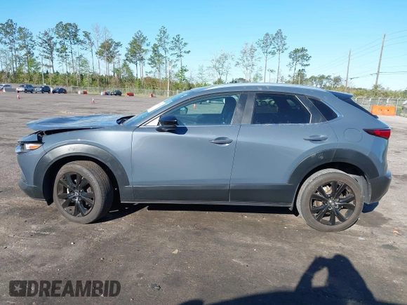 2022 Mazda CX-30 2.5 S Preferred Package with VIN 3MVDMBCL1NM440965, listed as a IAAI auction lot 41856129 with 40,628 mi miles. Bid and sale history available at carsss.com. Image 14.