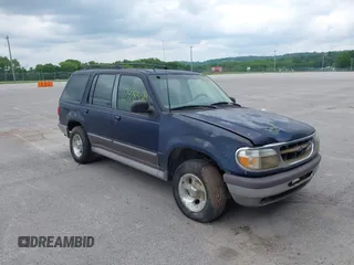 1995 Ford Explorer Eddie Bauer z VIN 1FMDU34X6SZB54169, wystawiony jako IAAI lot #42428570 z przebiegiem 246 888 mil mil oraz . Historia ofert i sprzedaży dostępna na DreamBid. Obrazek 1.