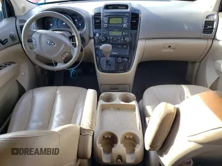 2011 Kia Sedona EX with VIN KNDMH4C7XB6372889, listed as a Copart auction lot 86370944 with 212,233 mi miles and Salvage Title. Bid and sale history available at carsss.com. Image 8.