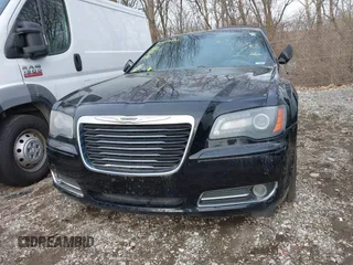 2013 Chrysler 300 with VIN 2C3CCABT4DH709506, listed as a IAAI auction lot 41519992 with 192,617 mi miles. Bid and sale history available at carsss.com. Image 6.