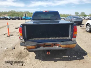 2002 GMC Sierra 1500 SLE z VIN 1GTEK19T92Z285346, wystawiony jako Copart lot #55022305 z przebiegiem 117 944 mil mil oraz Szkoda całkowita • Salvage title. Historia ofert i sprzedaży dostępna na DreamBid. Obrazek 6.