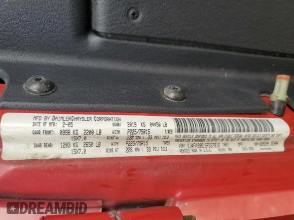 2005 Jeep Wrangler X z VIN 1J4FA39S15P337816, wystawiony jako Copart lot #55957725 z przebiegiem 107 030 mil mil oraz Szkoda całkowita • Salvage title. Historia ofert i sprzedaży dostępna na DreamBid. Obrazek 12.