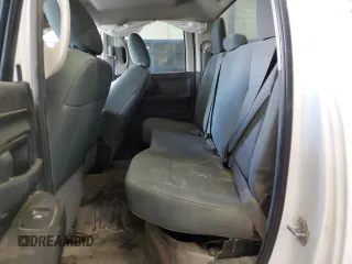 2018 Ram 1500 Express with VIN 1C6RR7FG5JS345662, listed as a Copart auction lot 60254455 with 84,384 mi miles and Salvage title. Bid and sale history available at DreamBid. Image 10.