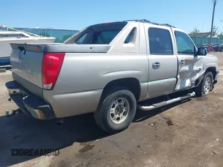 2006 Chevrolet Avalanche Z66 with VIN 3GNEC12Z66G126504, listed as a IAAI auction lot 42250757 with 178,901 mi miles and . Bid and sale history available at DreamBid. Image 4.