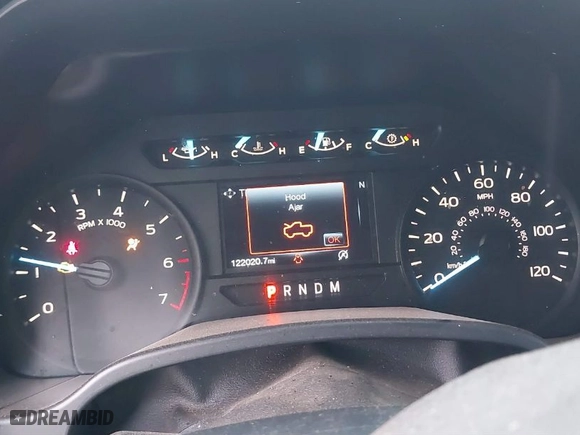 2018 Ford F-150 XL with VIN 1FTEW1CP2JKF59249, listed as a IAAI auction lot 41749997 with 122,020 mi miles. Bid and sale history available at carsss.com. Image 7.