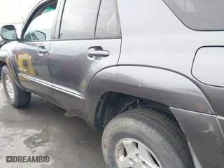 2004 Toyota 4Runner Limited with VIN JTEBU17RX40038716, listed as a IAAI auction lot 41480357 with 256,537 mi miles. Bid and sale history available at carsss.com. Image 18.