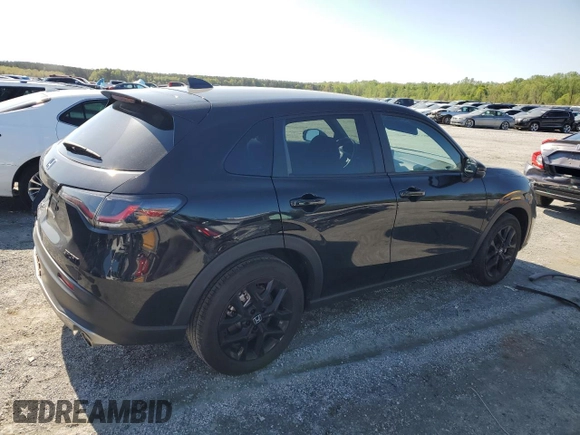 2024 Honda HR-V Sport z VIN 3CZRZ1H5XRM732739, wystawiony jako Copart lot #52037745 z przebiegiem 26 205 mil mil oraz Szkoda całkowita • Salvage title. Historia ofert i sprzedaży dostępna na DreamBid. Obrazek 3.