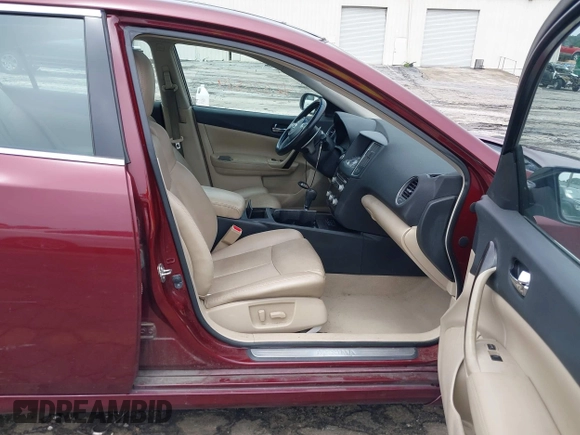 2013 Nissan Maxima SV with VIN 1N4AA5AP9DC825734, listed as a IAAI auction lot 42375819 with 164,735 mi miles and . Bid and sale history available at DreamBid. Image 5.