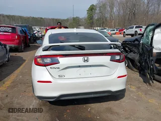 2024 Honda Civic EX-L z VIN 19XFL1H71RE027446, wystawiony jako IAAI lot #41687376 z przebiegiem 5 381 mil mil oraz . Historia ofert i sprzedaży dostępna na DreamBid. Obrazek 15.