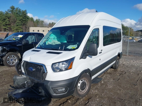 2024 Ford Transit Passenger XL with VIN 1FBAX2X83RKB05418, listed as a IAAI auction lot 40930608 with 2,344 mi miles and . Bid and sale history available at DreamBid. Image 17.