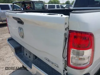 2022 Ram 2500 Tradesman with VIN 3C6UR5HJ0NG125804, listed as a IAAI auction lot 41918930 with 114,232 mi miles. Bid and sale history available at carsss.com. Image 17.
