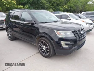 2016 Ford Explorer Sport z VIN 1FM5K8GT6GGC15541, wystawiony jako IAAI lot #42296535 z przebiegiem 197 030 mil mil oraz . Historia ofert i sprzedaży dostępna na DreamBid. Obrazek 1.