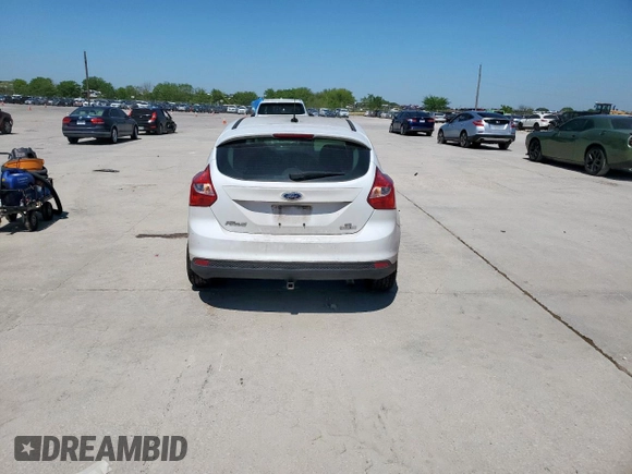 2014 Ford Focus SE with VIN 1FADP3K20EL305376, listed as a Copart auction lot 51878905 with 111,552 mi miles and Salvage Title. Bid and sale history available at carsss.com. Image 6.