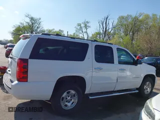 2013 Chevrolet Suburban LT with VIN 1GNSKJE75DR174167, listed as a IAAI auction lot 42005614 with 290,223 mi miles and . Bid and sale history available at DreamBid. Image 14.