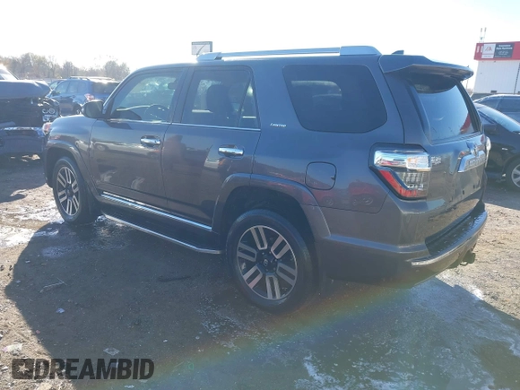 2018 Toyota 4Runner SR5 with VIN JTEBU5JR7J5543336, listed as a IAAI auction lot 41028397 with 157,997 mi miles and . Bid and sale history available at carsss.com. Image 3.