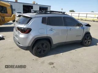 2018 Jeep Compass Latitude z VIN 3C4NJCBB5JT137135, wystawiony jako Copart lot #59592615 z przebiegiem 65 248 mil mil oraz Szkoda całkowita • Salvage title. Historia ofert i sprzedaży dostępna na DreamBid. Obrazek 3.