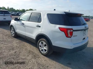 2017 Ford Police Interceptor Utility with VIN 1FM5K8AR0HGB92630, listed as a IAAI auction lot 42276713 with Not provided miles and . Bid and sale history available at DreamBid. Image 3.