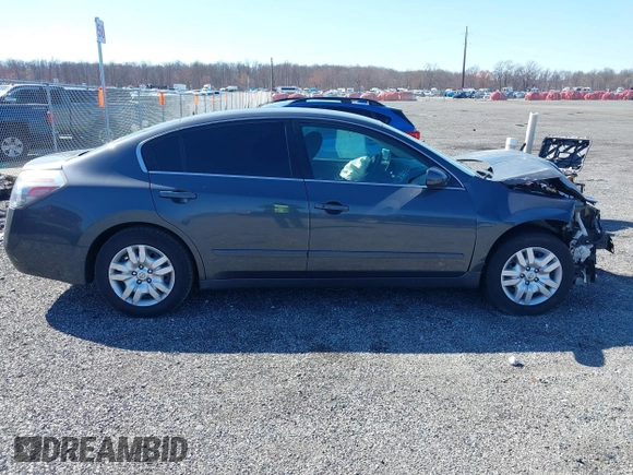 2010 Nissan Altima 2.5 SL with VIN 1N4AL2AP4AN521770, listed as a IAAI auction lot 41833570 with 1 mi miles. Bid and sale history available at carsss.com. Image 13.