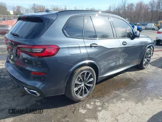 2019 BMW X5 xDrive40i with VIN 5UXCR6C51KLL64523, listed as a IAAI auction lot 42015761 with 90,371 mi miles and . Bid and sale history available at DreamBid. Image 4.